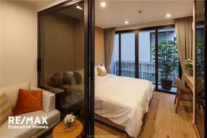 pet-friendly-studio-1-bedroom-with-small-balcony-in-ploenchit-920071001-10132