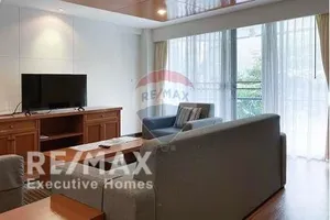 live-in-style-luxurious-2-bedroom-apartment-in-soi-nailert-steps-away-from-bts-ploenchit-920071001-10948