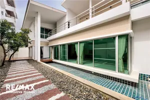 3-bedrooms-pool-villa-house-in-prompong-area-920071001-11911