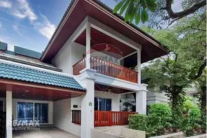 for-rent-pet-friendly-house-4-bedrooms-in-secured-compound-sukhumvit-26-920071001-11963
