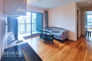 h-sukhumvit-43-condo-for-rent-on-the-23rd-floor-920071001-12437