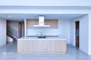 duplex-condo-at-villa-asoke-4br4ba-dual-kitchens-high-floor-920071001-12648