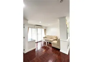 for-rent-acadamia-grand-tower-spacious-2-bedrooms-newly-renovated-bts-phrom-phong-920071001-12859