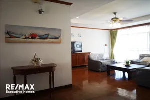 spacious-4bed-3bath-260sqm-with-balconies-in-phrom-phong-for-rent-920071001-9551