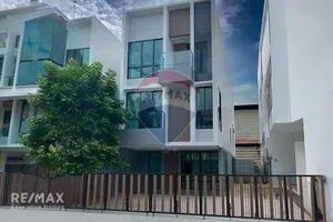 twin-house-near-don-mueang-airport-920071065-325