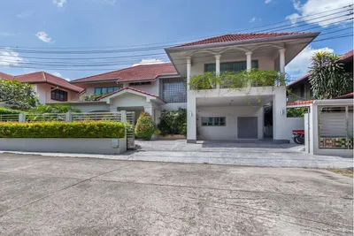 hot-property-in-phuket-town-920081021-20