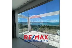 luxury-villa-with-sea-view-920121061-27