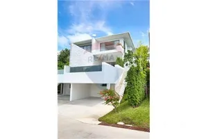beautiful-seaview-villa-with-private-pool-for-sale-920121061-8