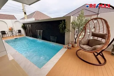 charming-detached-house-with-private-pool-in-the-lake-available-now-920471004-900